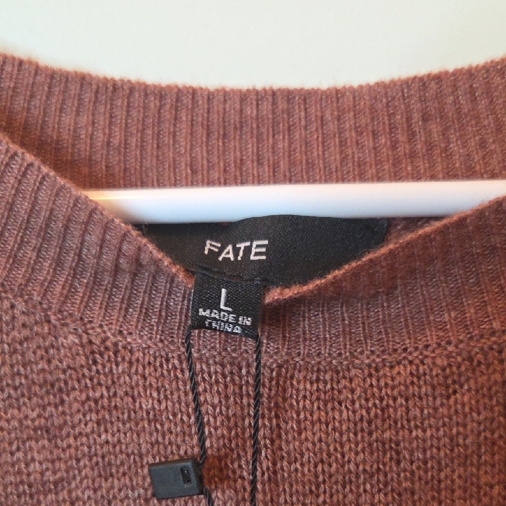 NWT Cashmere Fate Brown Crew Neck Wool Blend Sweater with Ombre Design in L - Picture 2 of 11